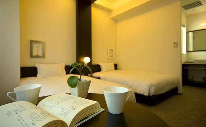 北海道富良野市のふるさと納税 FURANO NATULUX HOTEL　朝食付ペア宿泊券（ツイン）【ONシーズン】ホテル 旅行 北海道 富良野 ふらの 宿泊 チケット 体験 旅 食事