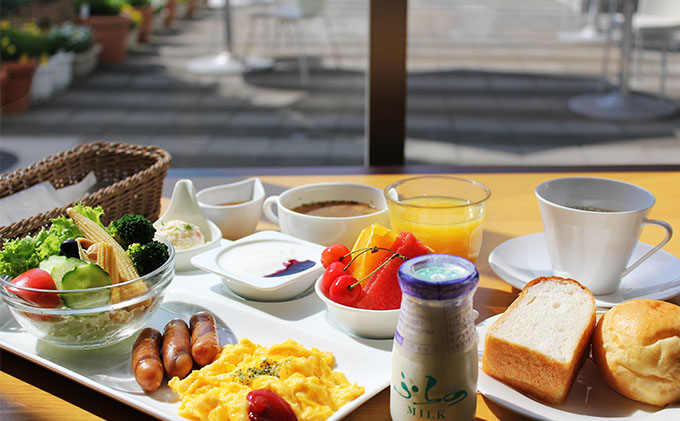 北海道富良野市のふるさと納税 FURANO NATULUX HOTEL　朝食付ペア宿泊券（ツイン）【ONシーズン】ホテル 旅行 北海道 富良野 ふらの 宿泊 チケット 体験 旅 食事