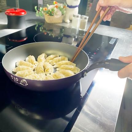 奈良県王寺町のふるさと納税 雪丸フライパン　ファミリー3点セット 雑貨 日用品 キッチン用品 IH調理器 ガス火 テフロン