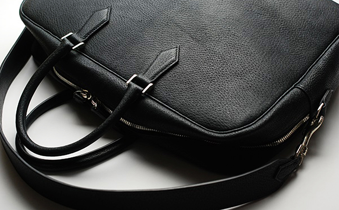 香川県東かがわ市のふるさと納税 【GOMYO　LEATHER】猪革　ビジネスバック（黒） ファッション カバン バッグ