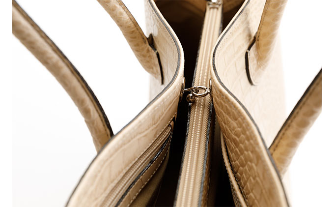 香川県東かがわ市のふるさと納税 イタリアンクロコ　マザーズバッグ　日本製 ファッション かばん トートバッグ 手提げ ショルダーバッグ 牛革