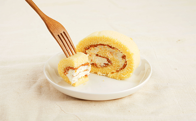 新潟県魚沼市のふるさと納税 モッチリしっとり たわらやロール１本入り お菓子 スイーツ ロールケーキ