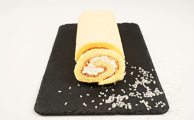 新潟県魚沼市のふるさと納税 モッチリしっとり たわらやロール１本入り お菓子 スイーツ ロールケーキ