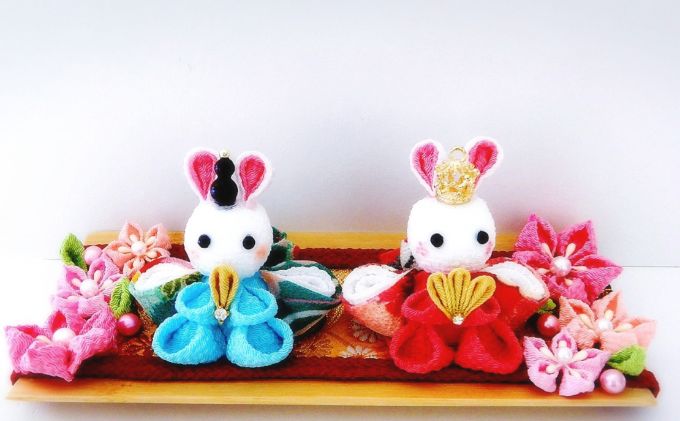 岐阜県安八町のふるさと納税 雛人形 つまみ細工 お雛様 桃の節句 節句人形 ぬいぐるみ うさぎ 伝統工芸 手のひら コンパクト 縁起 可愛い 人形 手作り 和風 豪華 受注生産 つまみ細工工房ちより。 送料無料 岐阜県 安八町