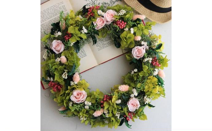 北海道上富良野町のふるさと納税 プリザーブドフラワー フェアリーリース 花 インテリア 装飾品 バラ 薔薇 アレンジ ギフト プレゼント 北海道 上富良野町