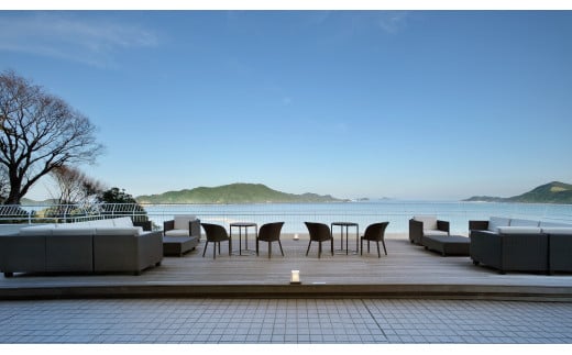 三重県鳥羽市のふるさと納税 Q-36鳥羽国際ホテル オーシャンビュー・スイート 1泊夕朝食付 ペア宿泊券（夕食：［伊勢海老・鮑付］フレンチまたは和食）