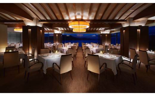 三重県鳥羽市のふるさと納税 Q-36鳥羽国際ホテル オーシャンビュー・スイート 1泊夕朝食付 ペア宿泊券（夕食：［伊勢海老・鮑付］フレンチまたは和食）