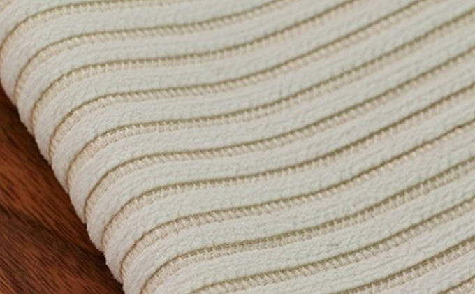 岡山県里庄町のふるさと納税 マスターウォール クッション （NARVIK ポーラー）1個 雑貨 寝具 インテリア ウォールナット 送料無料 家具 収納 座布団