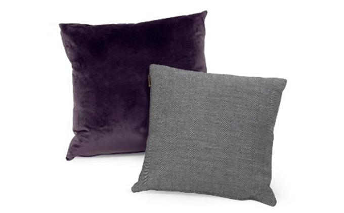 岡山県里庄町のふるさと納税 マスターウォール クッション （NARVIK ポーラー）1個 雑貨 寝具 インテリア ウォールナット 送料無料 家具 収納 座布団