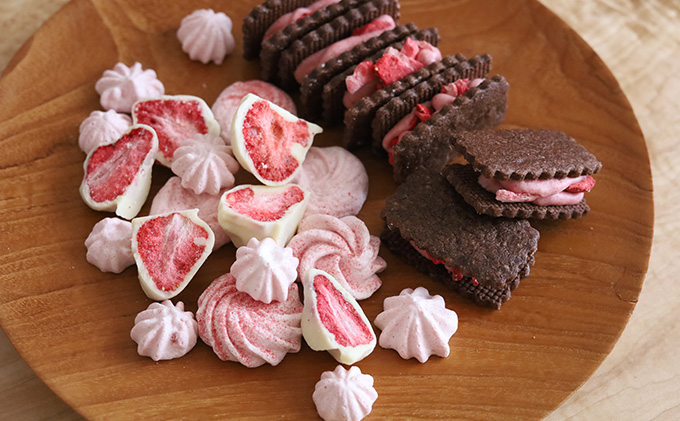 イチゴ缶 苺のチョコレート ご褒美クッキー ギフト セット いちご