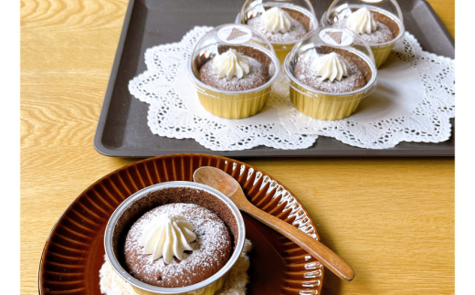 北海道紋別市のふるさと納税 170-39 Cafe ほの香のまるごとスイーツ定期便（10種類10回）