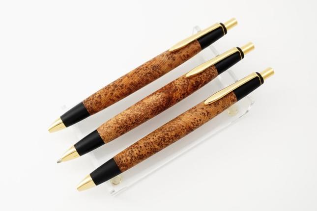 週末値下げ‼︎【美品】屋久杉工房京　ボールペン　無垢　ストレート　ケース付き 特上》屋久杉 光明瘤 無垢タイプ シャープペンシル or ボールペン