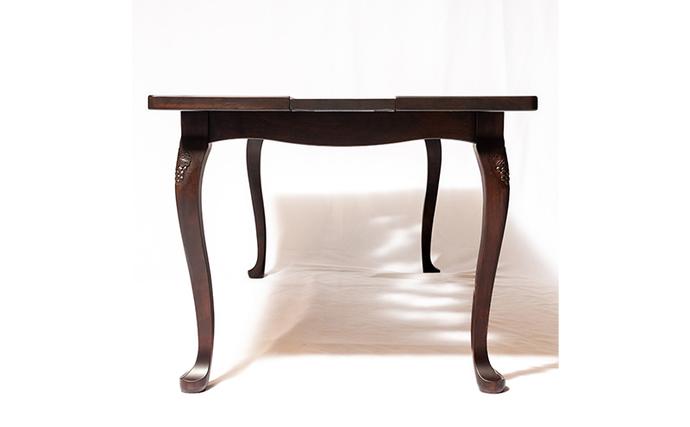 長野県軽井沢町のふるさと納税 軽井沢彫り　大坂屋家具店　猫脚テーブルセット インテリア 工芸品 民芸品 伝統技術 豪華 柔らかい印象 優雅な印象 軽井沢彫