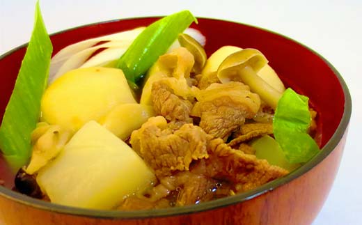 山形県南陽市のふるさと納税 米沢牛 いも煮セット (3～5人前) 『(有)桝屋商店』 さといも 芋 いも 芋煮 総菜 おかず 山形県 南陽市 [249]