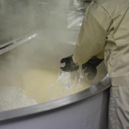 山梨県富士河口湖町のふるさと納税 Mマークシリーズ無添加せっけん16個詰め合わせ FAJ026