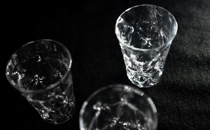 京都府宇治田原町のふるさと納税 水面　タンブラー（1脚）〈ガラス タンブラー コップ おしゃれ 工芸品 食器 日用品〉