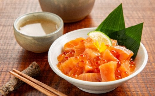 北海道紋別市のふるさと納税 14-209 鮭親子漬けセット(4個)