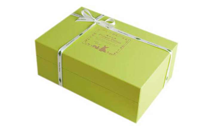 北海道富良野市のふるさと納税 菓子工房フラノデリス【フラノデリスの贈り物-C】(お菓子 スイーツ デザート お祝い おやつ 贈り物 ギフト 甘い 手作り 北海道 送料無料 道産 富良野 ふらの 人気)