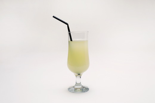 愛媛県鬼北町のふるさと納税 ゆずの里ロイヤル720ml×2本 | 希釈用 柚子 ゆず ギフト お祝い 内祝い 老舗 愛媛県 鬼北町 高田商店　※離島への配送不可