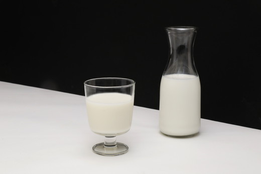 愛媛県鬼北町のふるさと納税 ゆずの里ロイヤル720ml×2本 | 希釈用 柚子 ゆず ギフト お祝い 内祝い 老舗 愛媛県 鬼北町 高田商店　※離島への配送不可