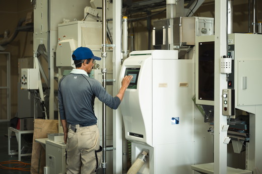 愛媛県鬼北町のふるさと納税 【R7年産】鬼米×ひめの凜（プレミアムクオリティ） 各5kg （計10kg） ｜ お米 お米不足 お米品薄 おいしい お米 事業者支援 送料無料 白米 精米 国産 限定 ごはん ご飯 白飯 ゴハン 愛媛県産 鬼北町 ※2025年11月上旬より順次発送予定