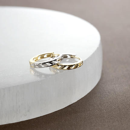 山梨県昭和町のふるさと納税 18金 フープ ピアス 18k フープピアス シンプル ゴールド 透かし ホワイトゴールドk18 イエローゴールドk18 人気 ジュエリー プレゼント 贈り物 おしゃれ 普段使い ペア231213mro401yw SWAA212