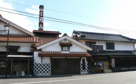 島根県安来市のふるさと納税 清酒月山（特別純米・特別純米出雲）　（720ml×2本）【月山 特別純米 出雲 全国新酒鑑評会 金賞受賞 お酒 銘酒 日本酒 万能 旨口 食中酒 おすすめ すっきり 爽やか 島根県 安来市】