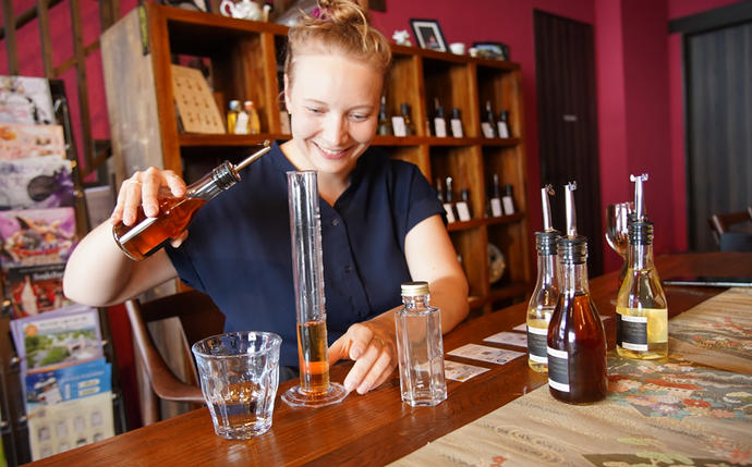 兵庫県淡路市のふるさと納税 古酒セルフブレンド体験と淡路島ランチコースセット 2名様ペアチケット