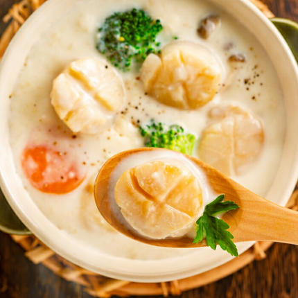 北海道紋別市のふるさと納税 30-125 北海道オホーツク海産ホタテ玉冷ジャンボサイズ(1kg)