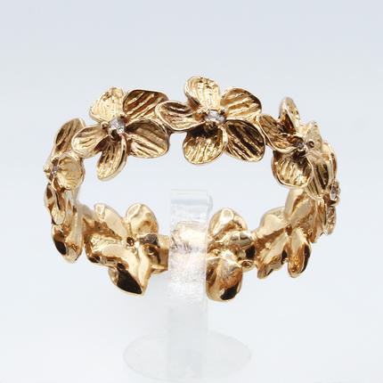 山梨県甲斐市のふるさと納税 ダイヤモンド プルメリア リング K10WG/K10YG/K10PG (11883) 指輪 リング ダイヤモンド ホワイトゴールド イエローゴールド ピンクゴールド ダイヤモンド ジュエリー アクセサリー 山梨県 甲斐市 BR-90