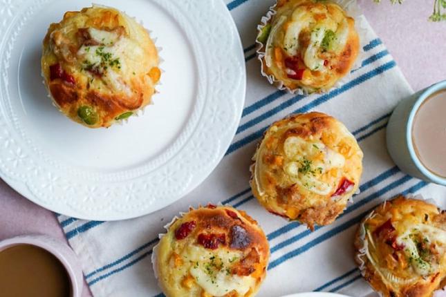 宮城県気仙沼市のふるさと納税 缶詰 ライトツナフレーク なたね油使用 まぐろ油入り水煮 70g ×12缶 [ミヤカン 宮城県 気仙沼市 20565669] ツナ缶 ツナフレーク キハダマグロ なたね油 小分け 常備 ストック 長期保存