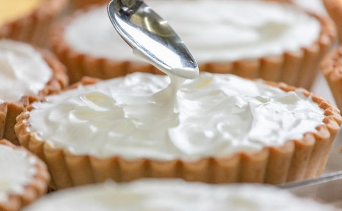 北海道富良野市のふるさと納税 【セゾン限定】ふらの 雪どけ チーズケーキ セット（プレーン）2個 お菓子 スイーツ デザート ケーキ お祝い おやつ 贈り物 ギフト 甘い 手作り 北海道 送料無料 道産 富良野 ふらの 人気