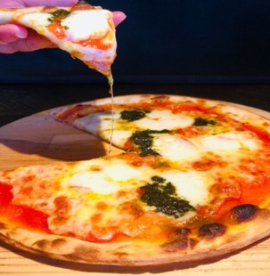 福岡県朝倉市のふるさと納税 無添加 トマトソース POMODORO 400ml×6本 セット 調味料 トマト ソース ※配送不可：離島