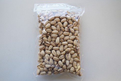 愛知県碧南市のふるさと納税 【直火式】殻付き　うす塩ピスタチオ 500g　H059-092