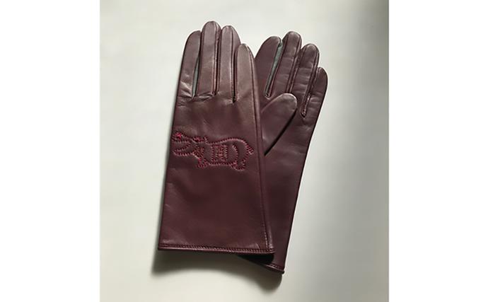 香川県東かがわ市のふるさと納税 スマホ対応羊革レディース手袋（HIPPO`刺繍）