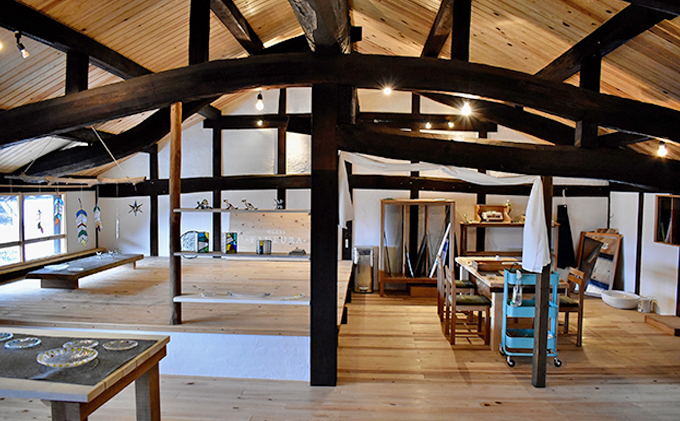 滋賀県米原市のふるさと納税 ステンドグラス体験（オーナメントづくり）