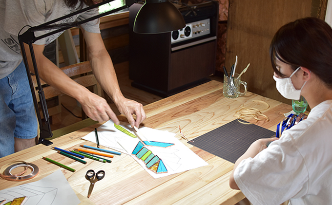 滋賀県米原市のふるさと納税 ステンドグラス体験（オーナメントづくり）