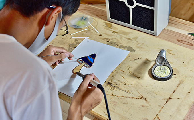 滋賀県米原市のふるさと納税 ステンドグラス体験（オーナメントづくり）