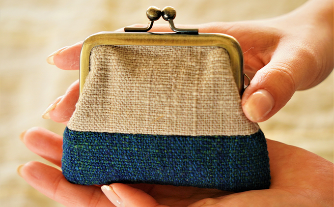 京都府南山城村のふるさと納税 【宮本佳緒里の布小物：財布】手作りのがま口財布（小銭入れ）【草木染め】 ファッション小物 織物