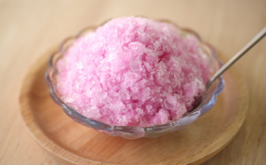 高知県田野町のふるさと納税 【四国一小さなまちのアイス屋さん】≪松崎冷菓≫  昔づくり袋氷いちご１２個入り